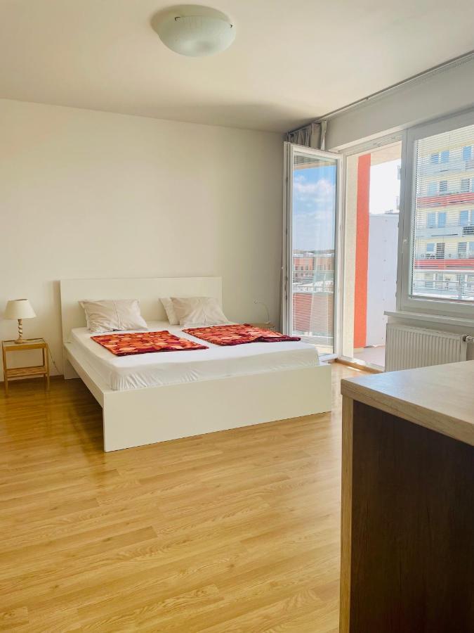 פראג A Nice Place To Stay Apartments מראה חיצוני תמונה