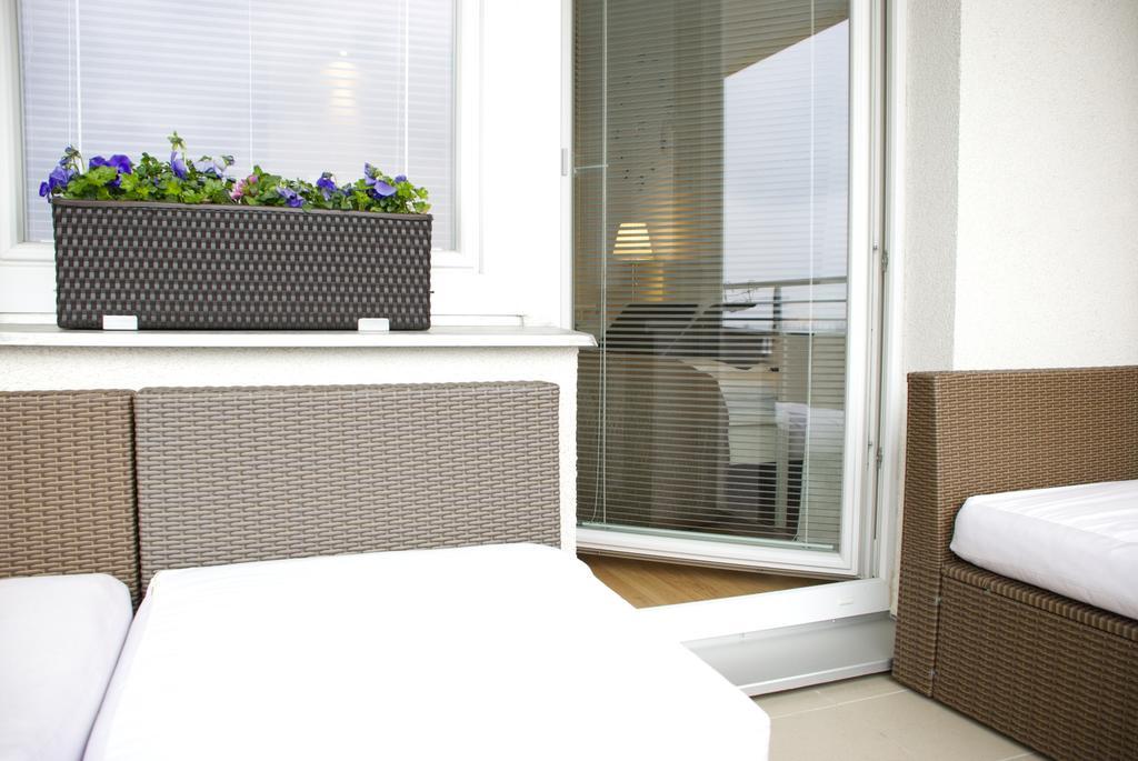 פראג A Nice Place To Stay Apartments מראה חיצוני תמונה