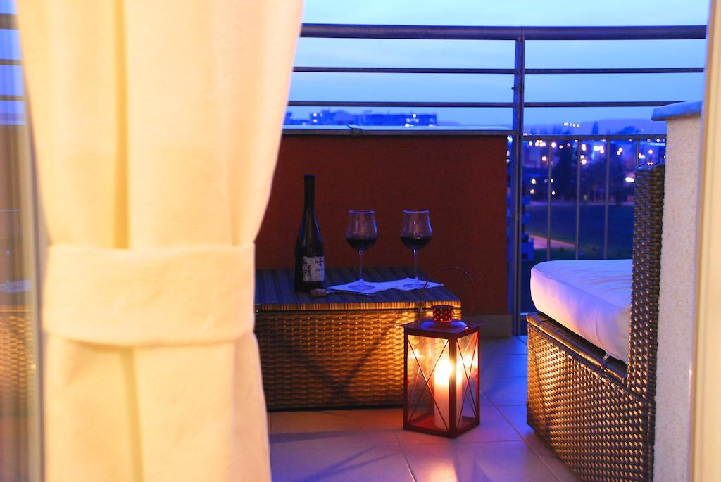פראג A Nice Place To Stay Apartments חדר תמונה